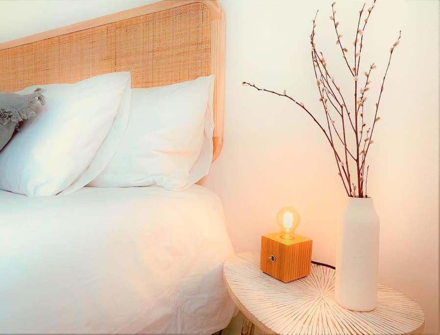 Cozy Apartment With Private Courtyard Barcarena Екстер'єр фото