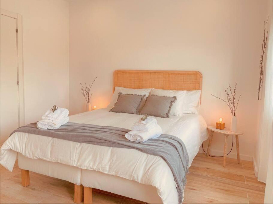 Cozy Apartment With Private Courtyard Barcarena Екстер'єр фото