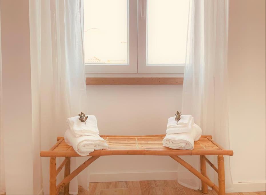 Cozy Apartment With Private Courtyard Barcarena Екстер'єр фото